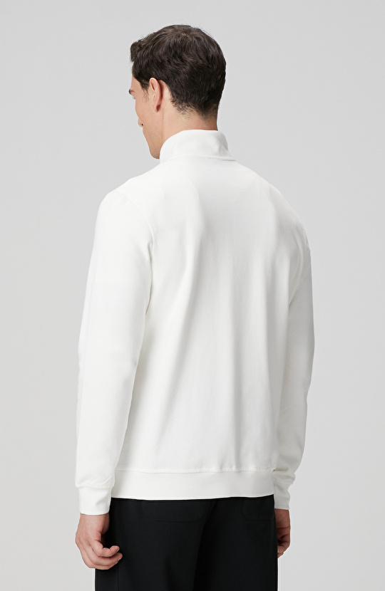 Kırık Beyaz Sweatshirt