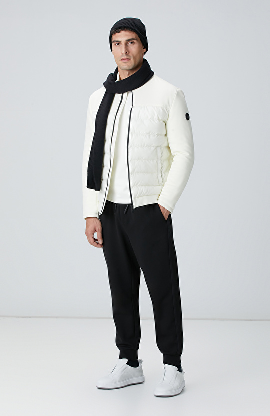 Kırık Beyaz Bisiklet Yaka Basic Sweatshirt