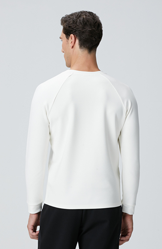 Kırık Beyaz Bisiklet Yaka Basic Sweatshirt