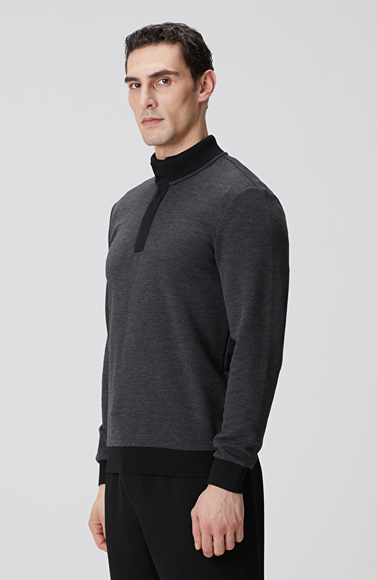 Siyah Fermuarlı Yaka Garnili Sweatshirt