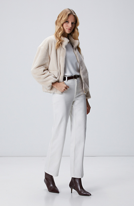 Bej Cep Detaylı Suni Kürk Mont