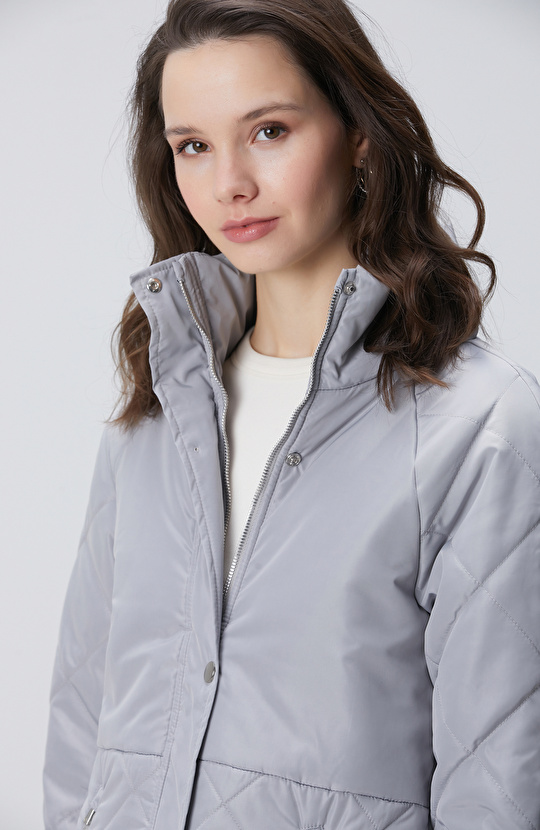 Gri Yarım Kapitone Detaylı Kaban