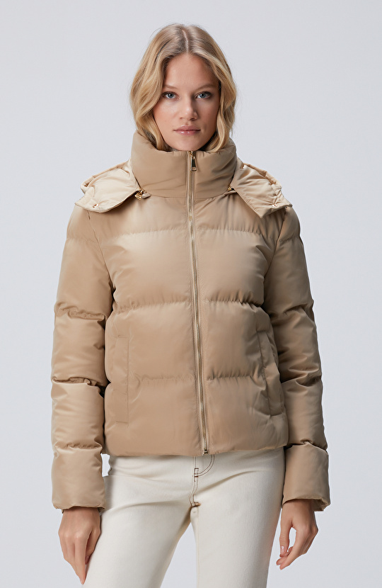 Vizon Kapüşonlu Kapitone Mont