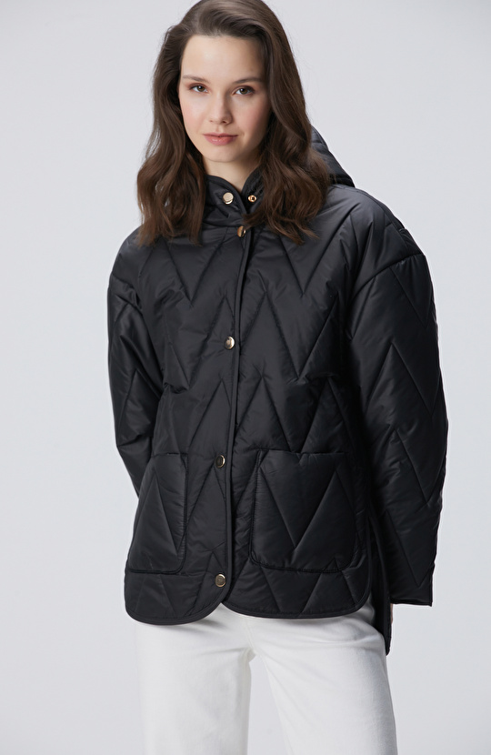 Siyah Zigzag Kapitone Mont