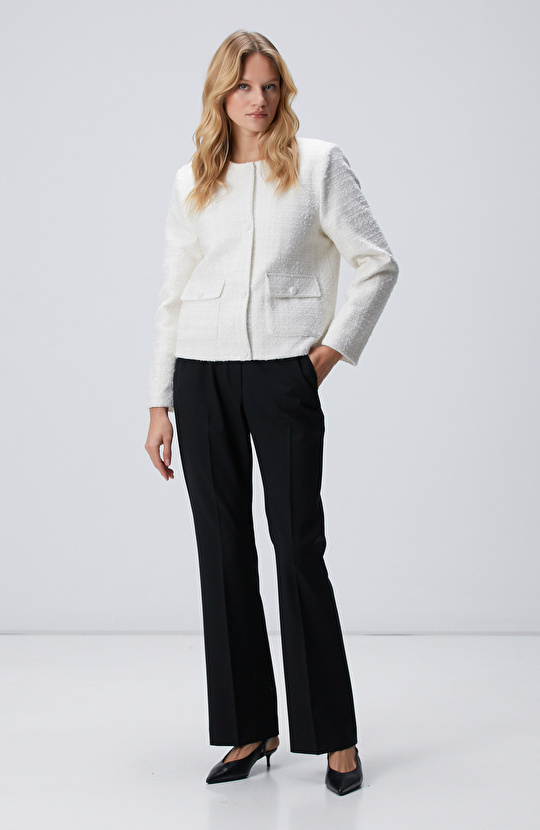 Kırık Beyaz Kısa Mont