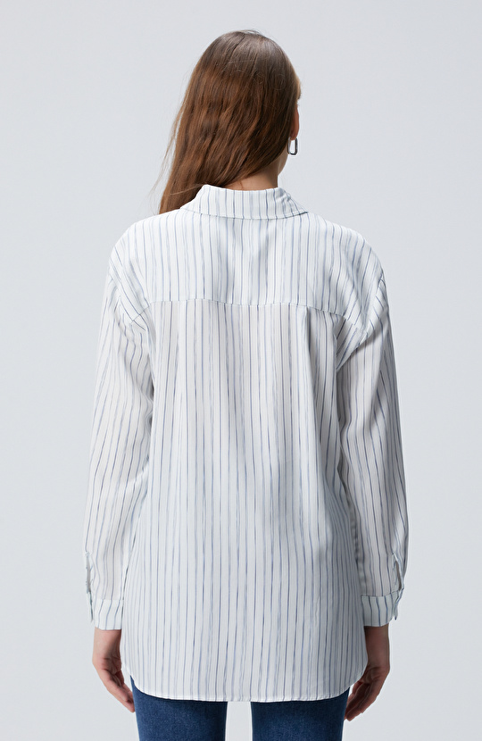 Kırık Beyaz Çizgi Desemli Geniş Kalıp Tencel Gömlek