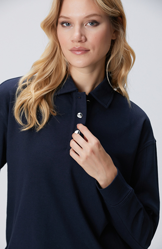 Lacivert Metal Düğmeli Sweatshirt