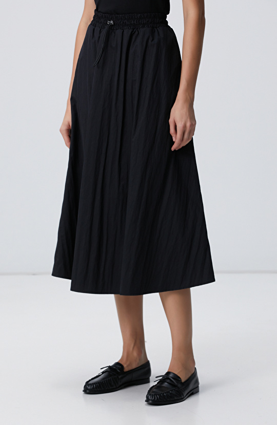 Siyah Beli Büzgülü Lastikli Diz Altı Etek