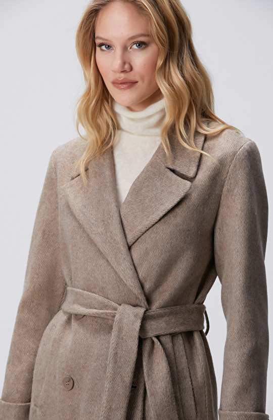 Vizon Diyagonal Desen Kuşaklı Uzun Palto