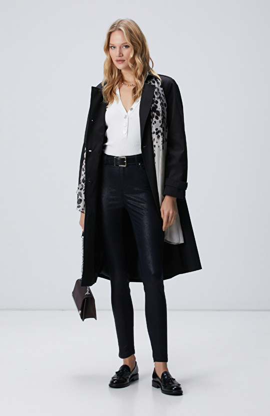 Lacivert Desenli Baskı Kaplamalı Casual Pantolon Lacivert Desenli Baskı Kaplamalı Casual Pantolon