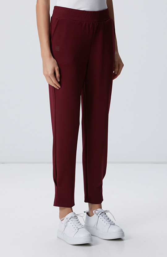 Bordo Paçası Pile Detaylı Eşofman