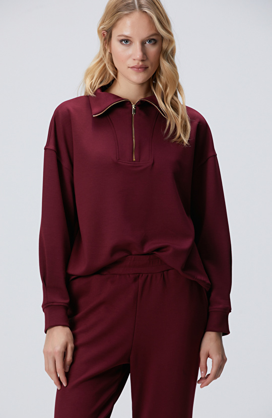 Bordo Dik Yaka Fermuarlı Sweatshirt Bordo Dik Yaka Fermuarlı Sweatshirt
