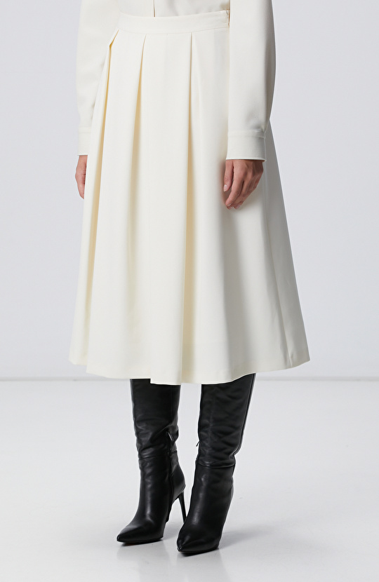 Kırık Beyaz Pileli Midi Boy Etek