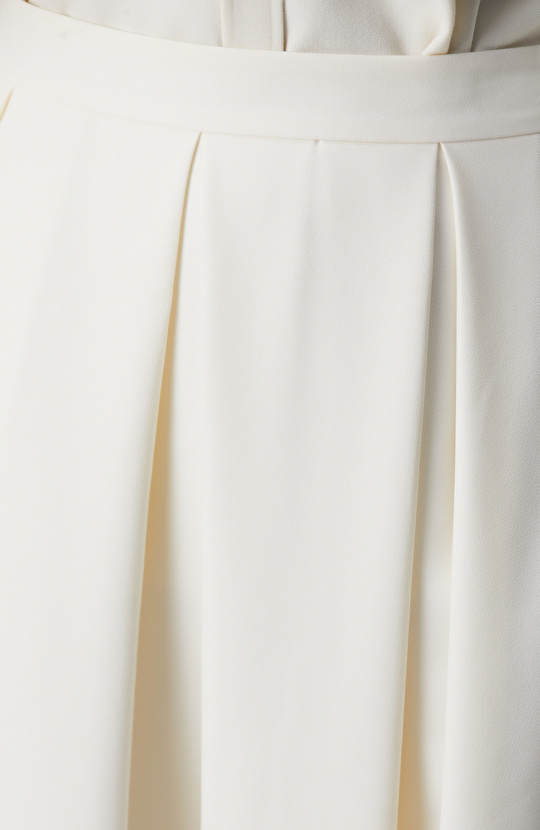 Kırık Beyaz Pileli Midi Boy Etek