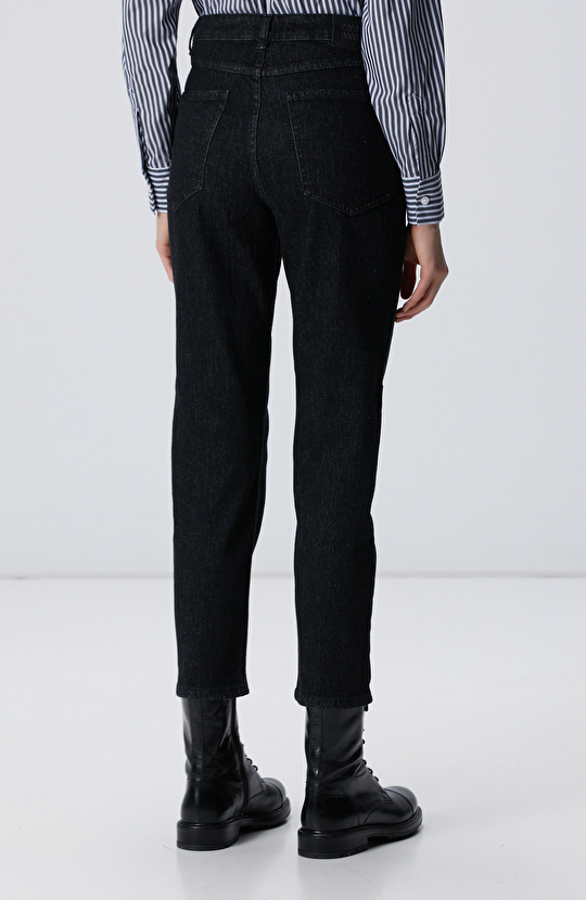 Siyah Mom Fit Denim Pantolon