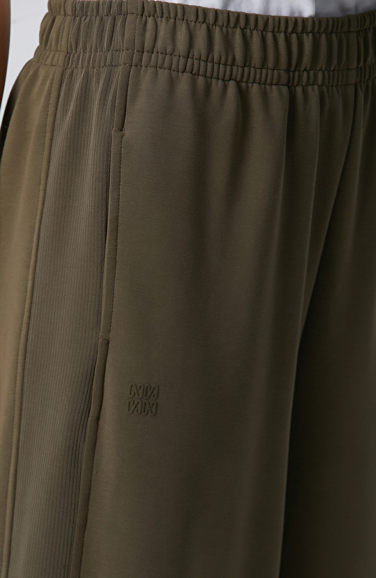 Haki Geniş Paçalı Eşofman Altı