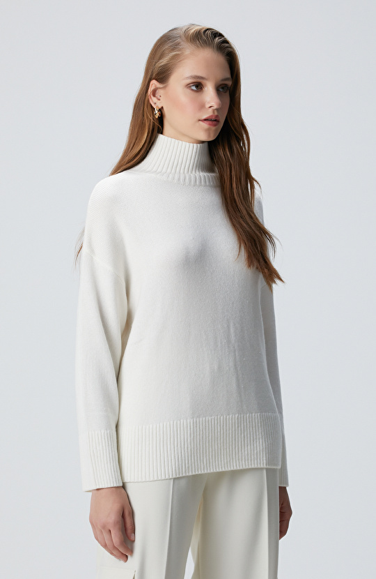 Yün Karışımlı Balıkçı Yaka Triko Kadın Kazak