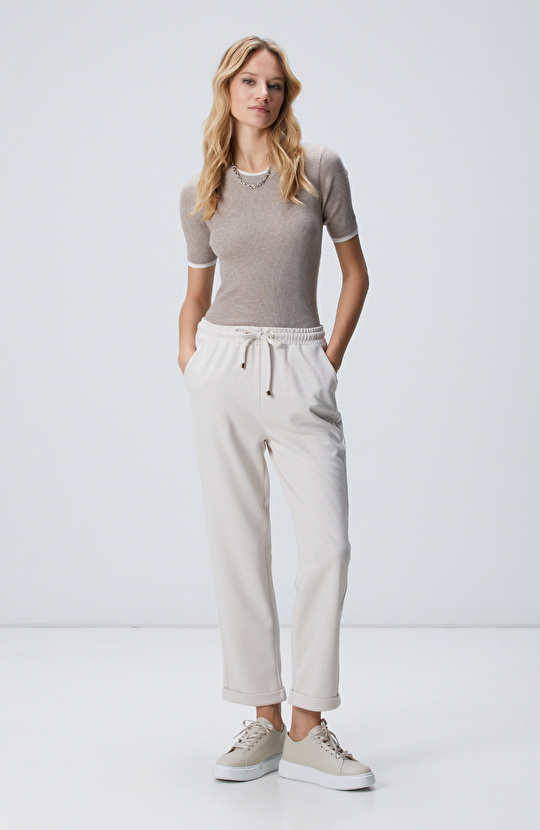 Bej Dikiş Detaylı Casual Pantolon