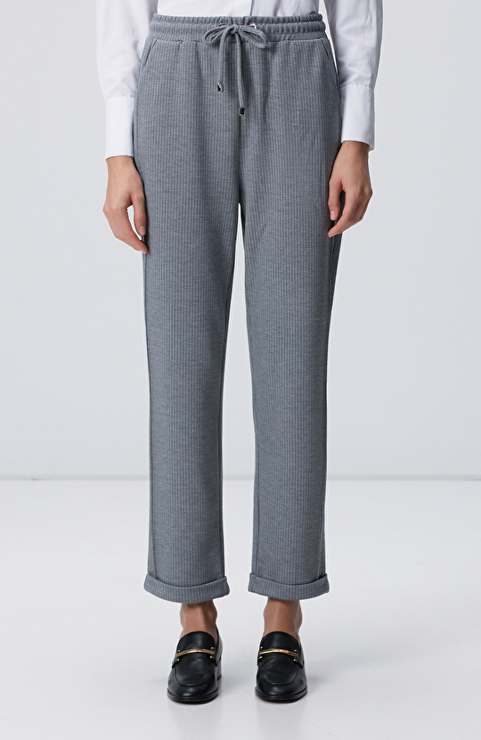 Gri Dikiş Detaylı Casual Pantolon