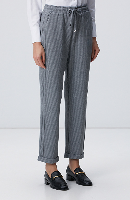 Gri Dikiş Detaylı Casual Pantolon