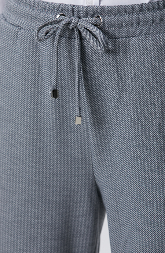 Gri Dikiş Detaylı Casual Pantolon