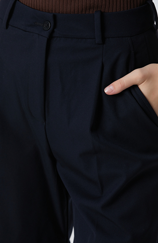Lacivert Geniş Paça Basic Pantolon