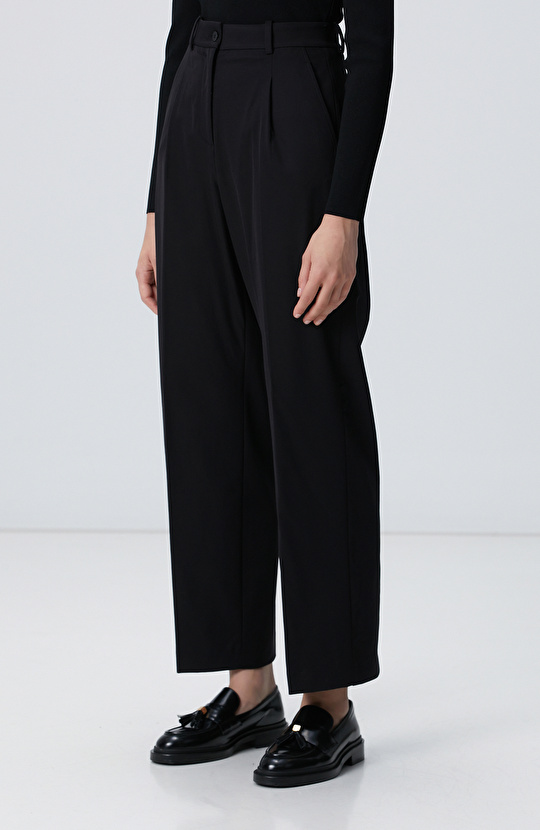 Siyah Geniş Paça Basic Pantolon