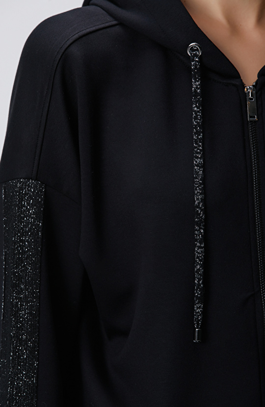 Siyah Kapüşonlu Triko Garnili Sweatshirt