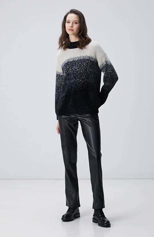 Siyah Yarım Balıkçı Desenli Sakal İp Kazak