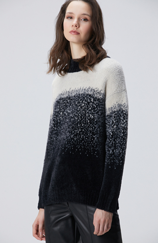 Siyah Yarım Balıkçı Desenli Sakal İp Kazak