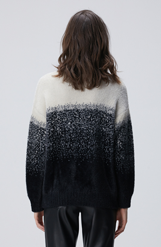 Siyah Yarım Balıkçı Desenli Sakal İp Kazak