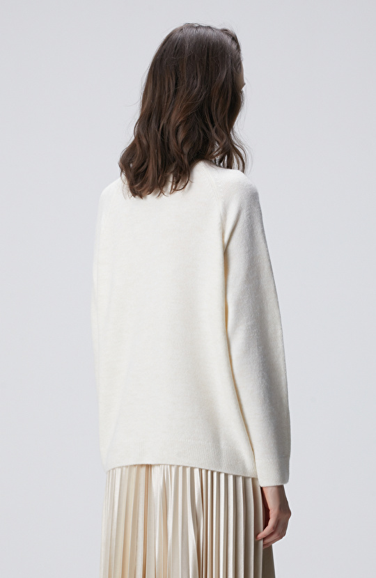 Kırık Beyaz Bisiklet Yaka Taş İşlemeli Kazak