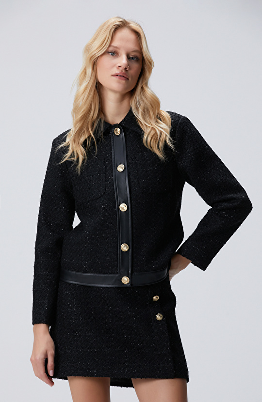 Siyah Düğmeli Garnili Kısa Tweed Ceket