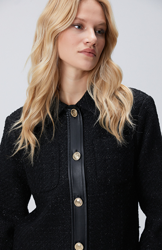 Siyah Düğmeli Garnili Kısa Tweed Ceket