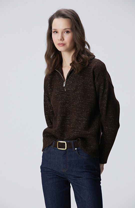 Kahverengi Dik Yaka Fermuarlı Simli İp Kazak