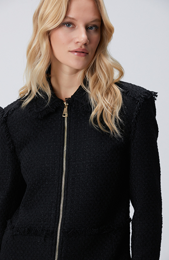 Siyah Fermuarlı Püskül Detaylı Tweed Ceket
