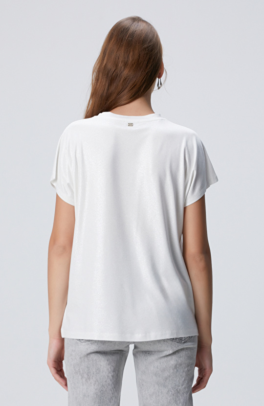 Kırık Beyaz Basic T-shirt