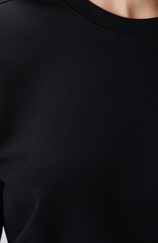 Siyah Basic Sweatshirt