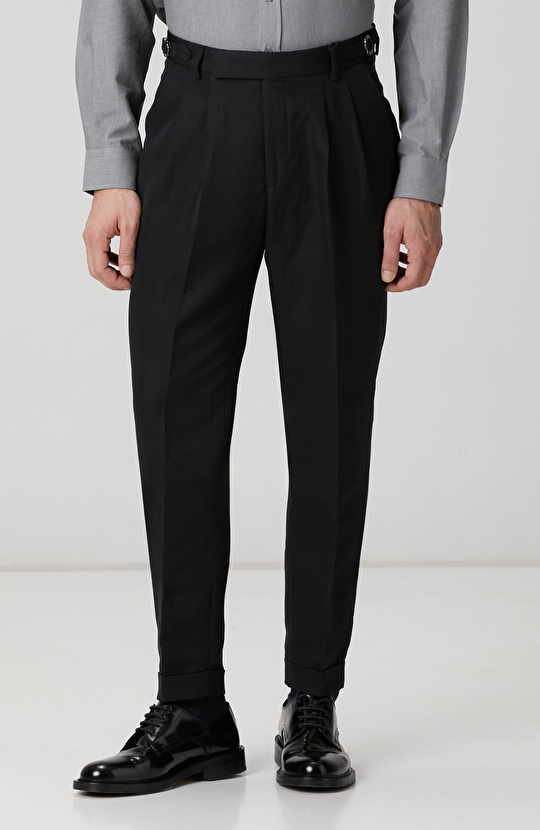 Siyah Diyagonal Desenli Keten Karışımlı Pantolon