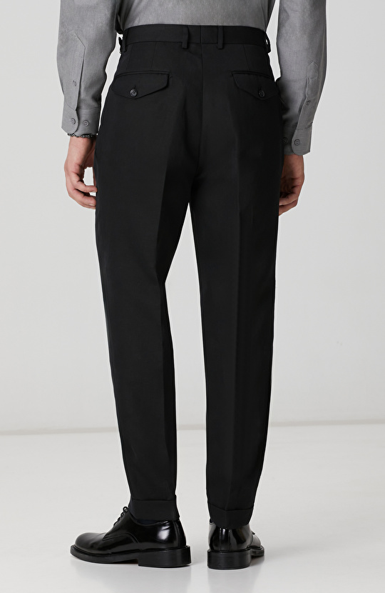 Siyah Diyagonal Desenli Keten Karışımlı Pantolon