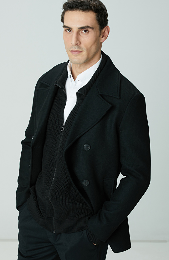 Siyah Kruvaze Yaka Diyagonal Kaban