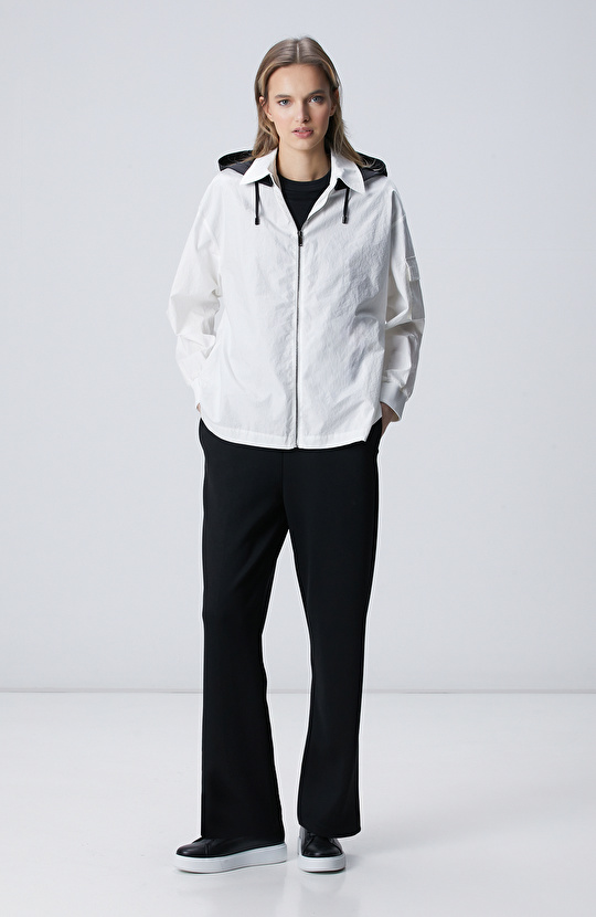 Beyaz N-Tech Kapşon Yakalı Dış Gömlek