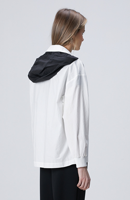 Beyaz N-Tech Kapşon Yakalı Dış Gömlek