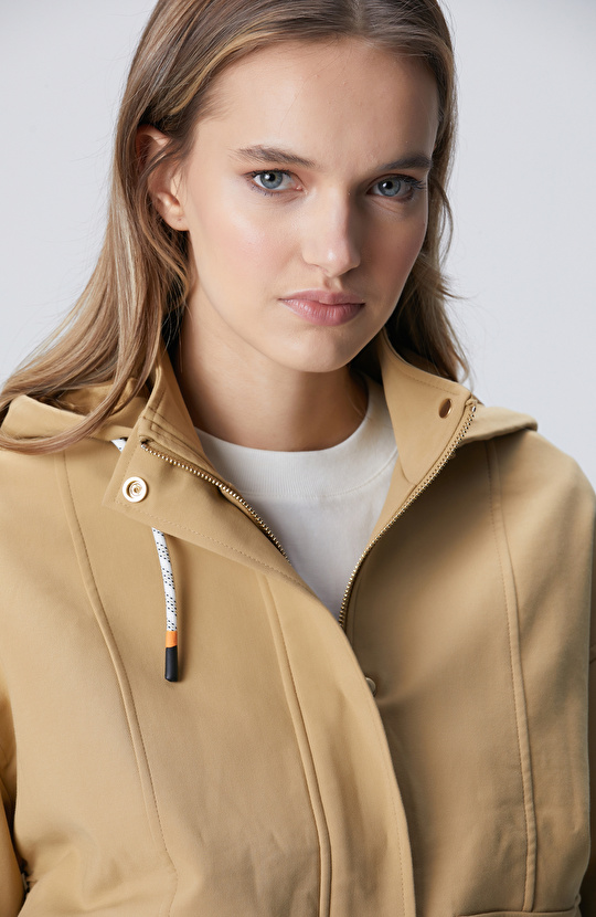 N-Tech Bej Yan Dikiş İp Detaylı Mont