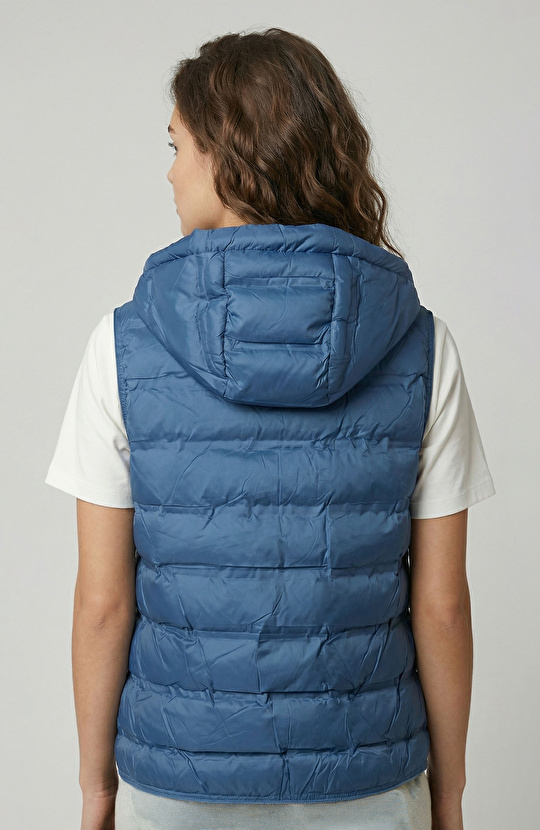 Mavi Dik Yaka Caual Yelek