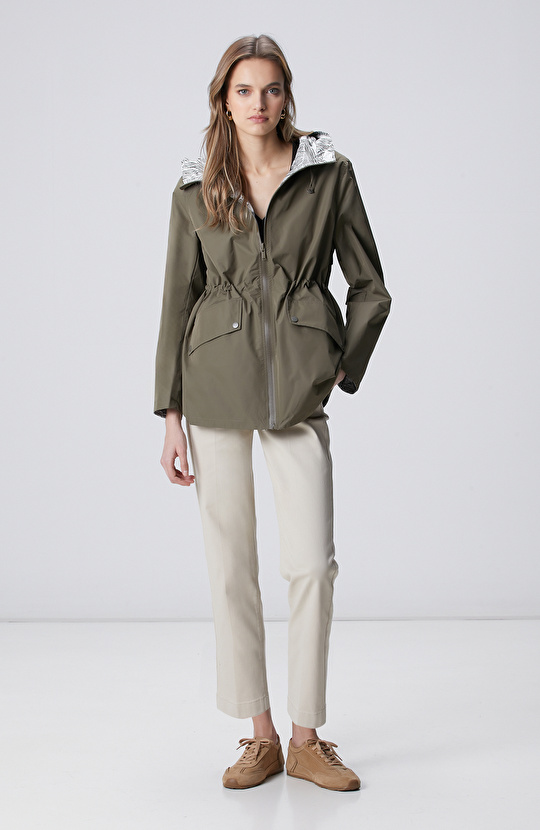 Haki Kapüşonlu Çift Taraflı Mont