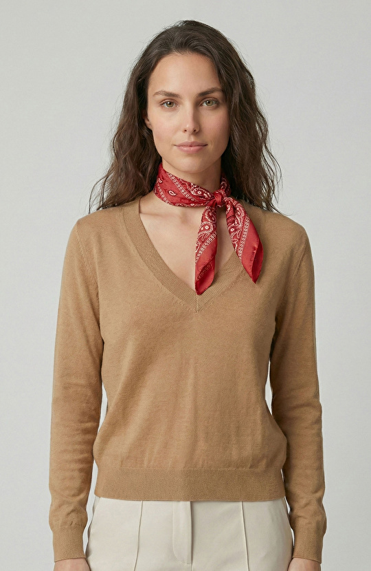 Yağ Yeşili İpek Karışımlı V Yaka Kazak