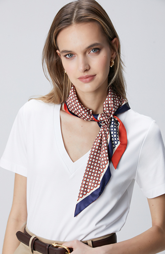 Kırık Beyaz Basic T-shirt