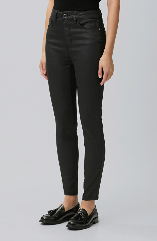 Siyah Kaplamalı Skinny Kalıp Denim Pantolon