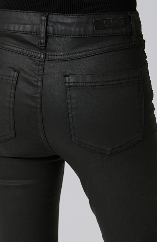 Siyah Kaplamalı Skinny Kalıp Denim Pantolon